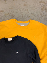 Load image into Gallery viewer, CHAMPION SWEATSHIRTS - 40 PIECES