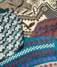 Load image into Gallery viewer, MIXED PATTEN FUNKY KNITWEAR - 30 PIECES
