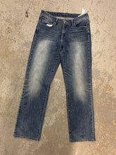Load image into Gallery viewer, GRADE B LEVI&#39;S JEANS - 50 PIECES

