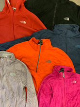 Load image into Gallery viewer, THE NORTH FACE FLEECE - 30 PIECES

